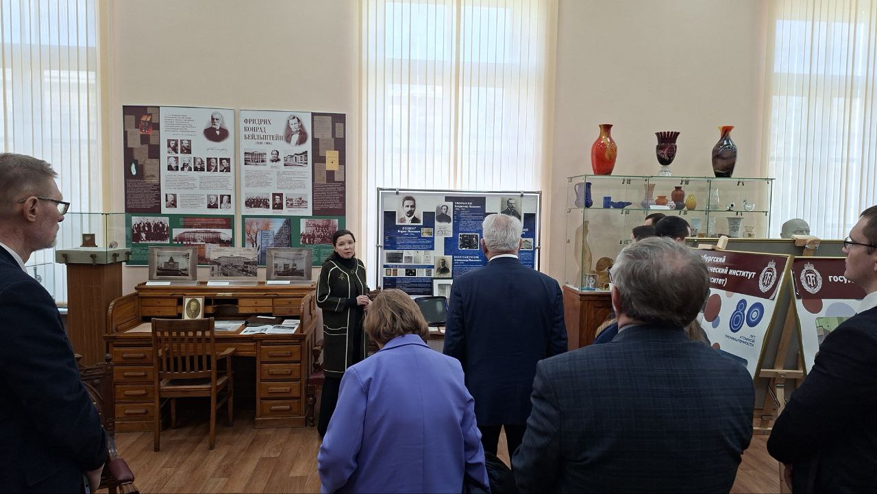 "Военно-медицинский музей" МО РФ.